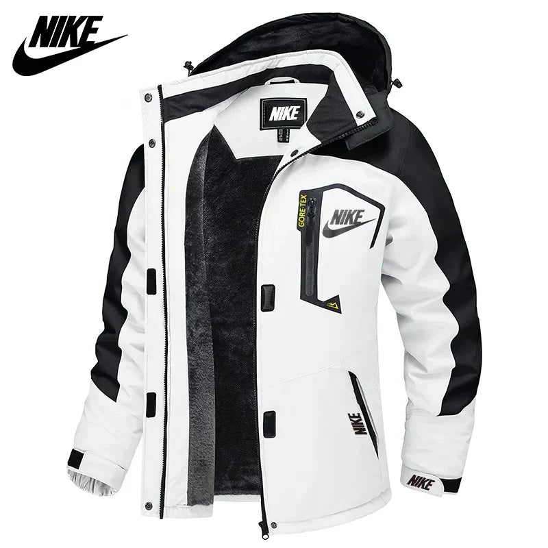 Nike – Men’s Jacket