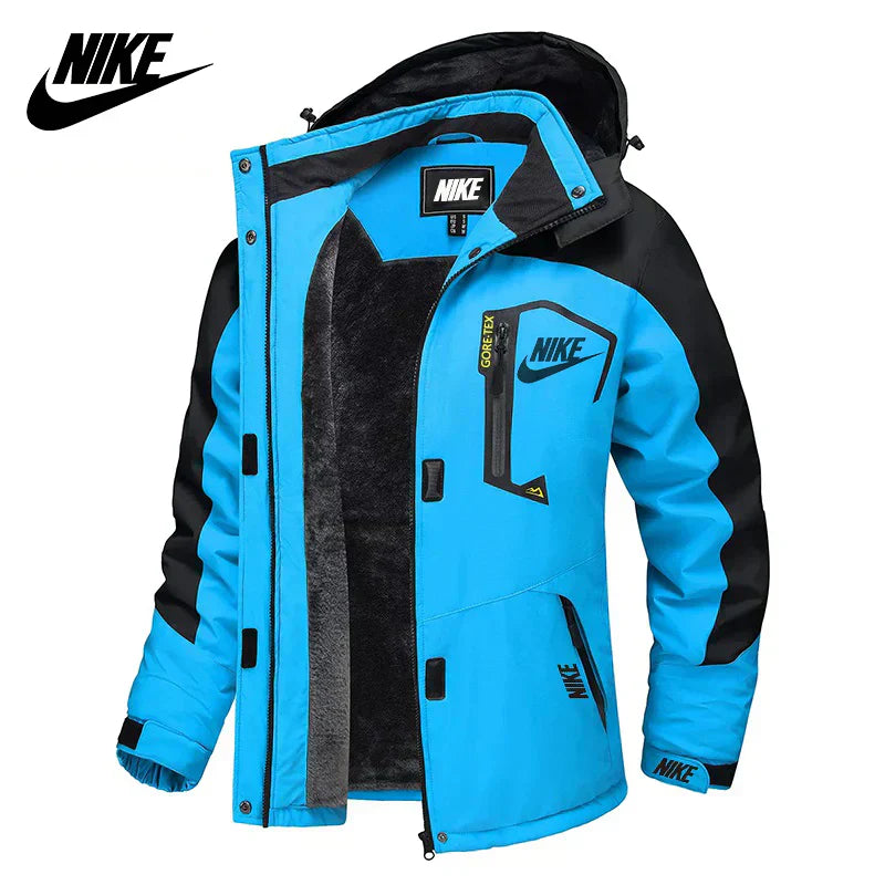 Nike – Men’s Jacket